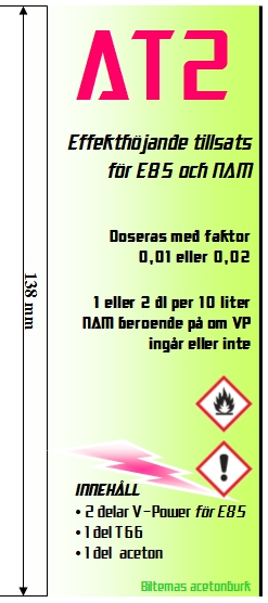 H=14,0 cm & B=6,2 cm gällande den nya acetonburken från Biltema. Under denna bild finns en etikett som passar till flaska för karburatorskydd (9,0 x 11,5 cm).